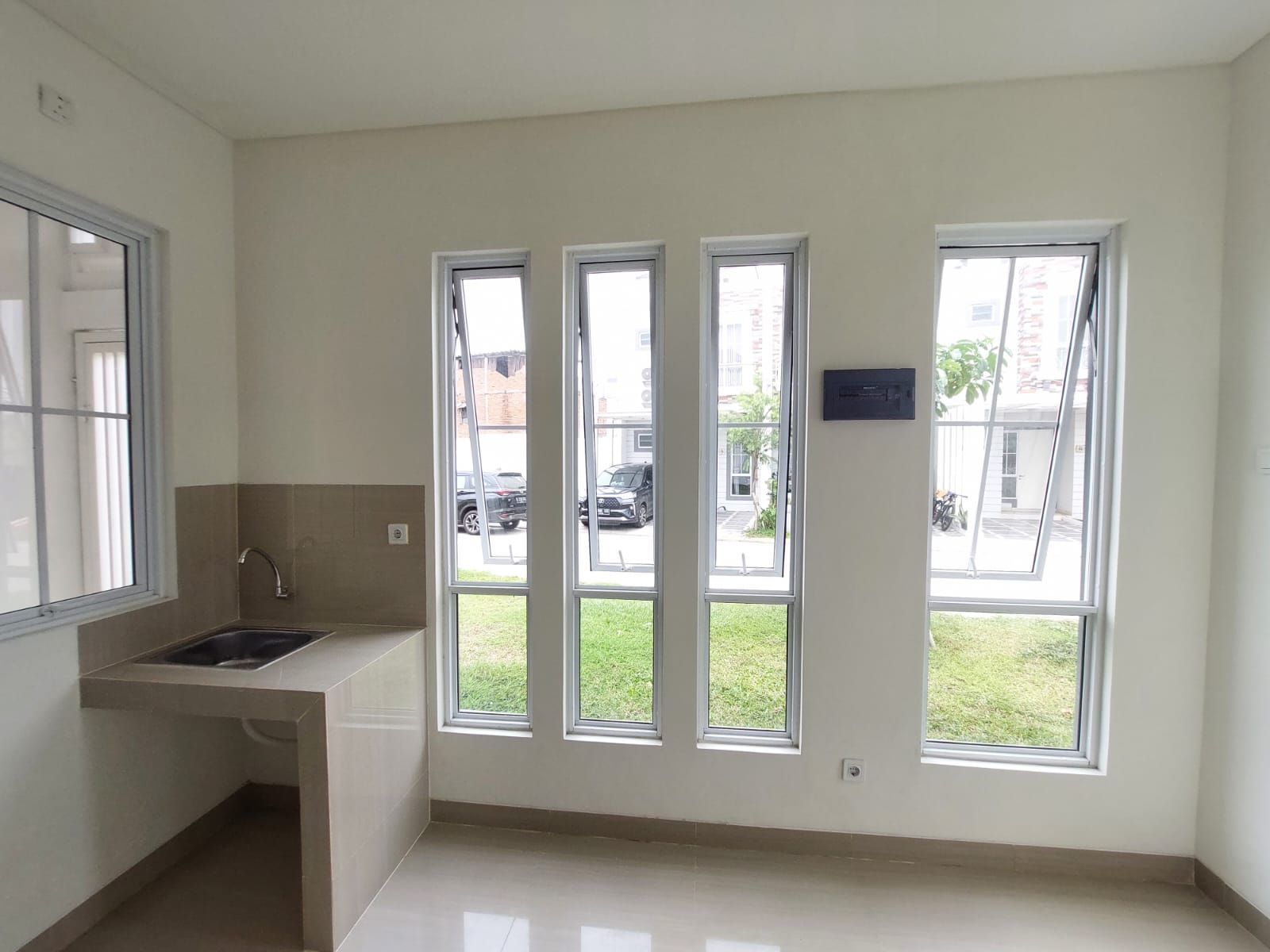 DiSewakan Rumah di Monaco Jababeka Cikarang